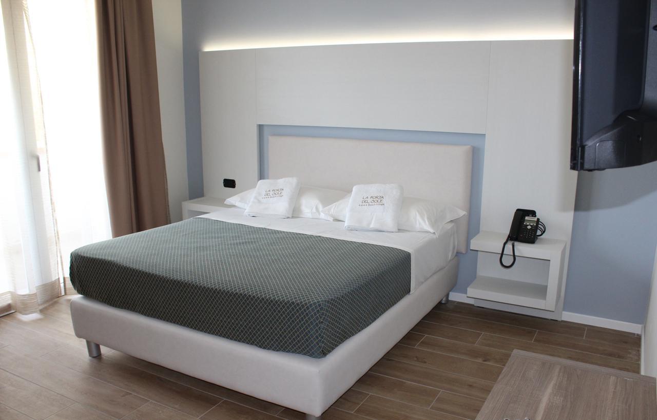 La Porta Del Sole Hotel & Village 圣费尔迪南多 外观 照片